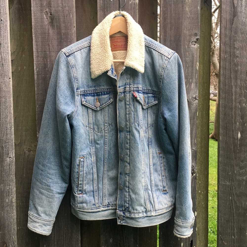 Levi’s — Sherpa Trucker Jacket